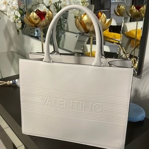 Valentino Original Leather Ice color.VICTORIA LAVORO Satche